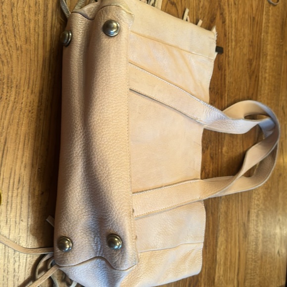 STS Ranchwear Free Spirit Leather shoulder bag - Picture 6 of 14